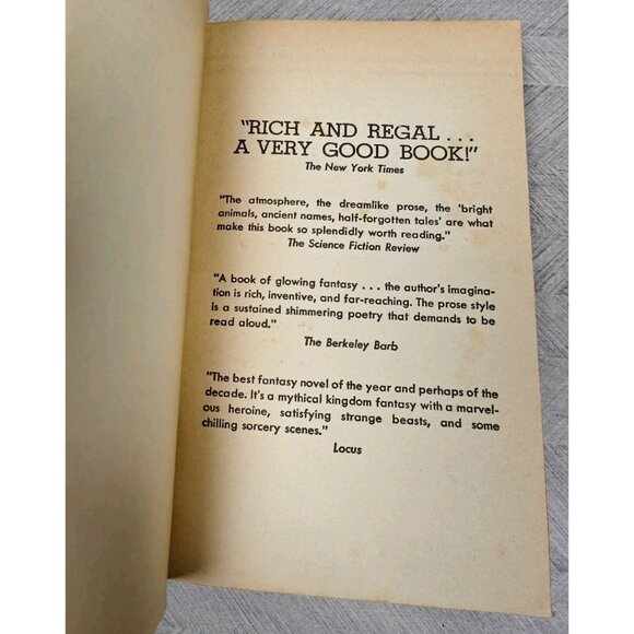 The Forgotten Beasts of Eld Patricia A. McKillip Paperback Avon 1974 Vintage - Picture 5 of 9